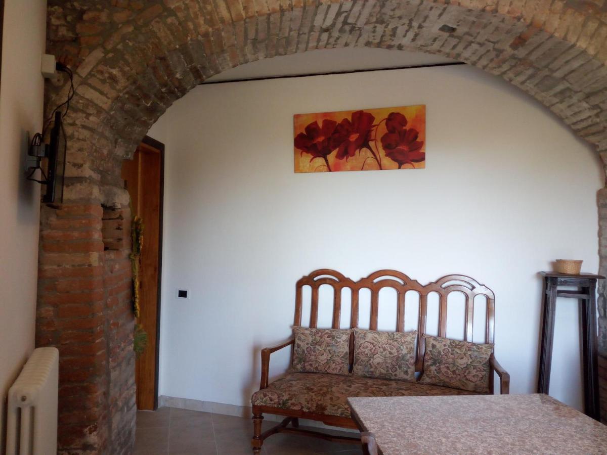 Agriturismo Del Frontino - Lo Studio Acqualagna Dış mekan fotoğraf