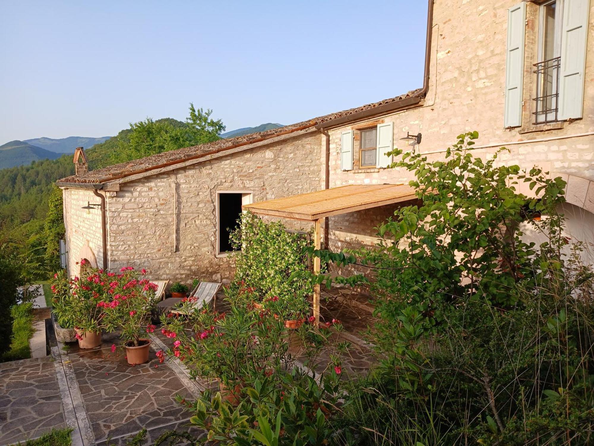 Agriturismo Del Frontino - Lo Studio Acqualagna Dış mekan fotoğraf